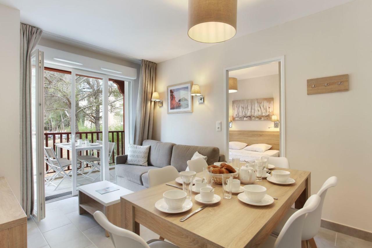 Residence Prestige Odalys Les Canissons Cavalaire-sur-Mer Luaran gambar