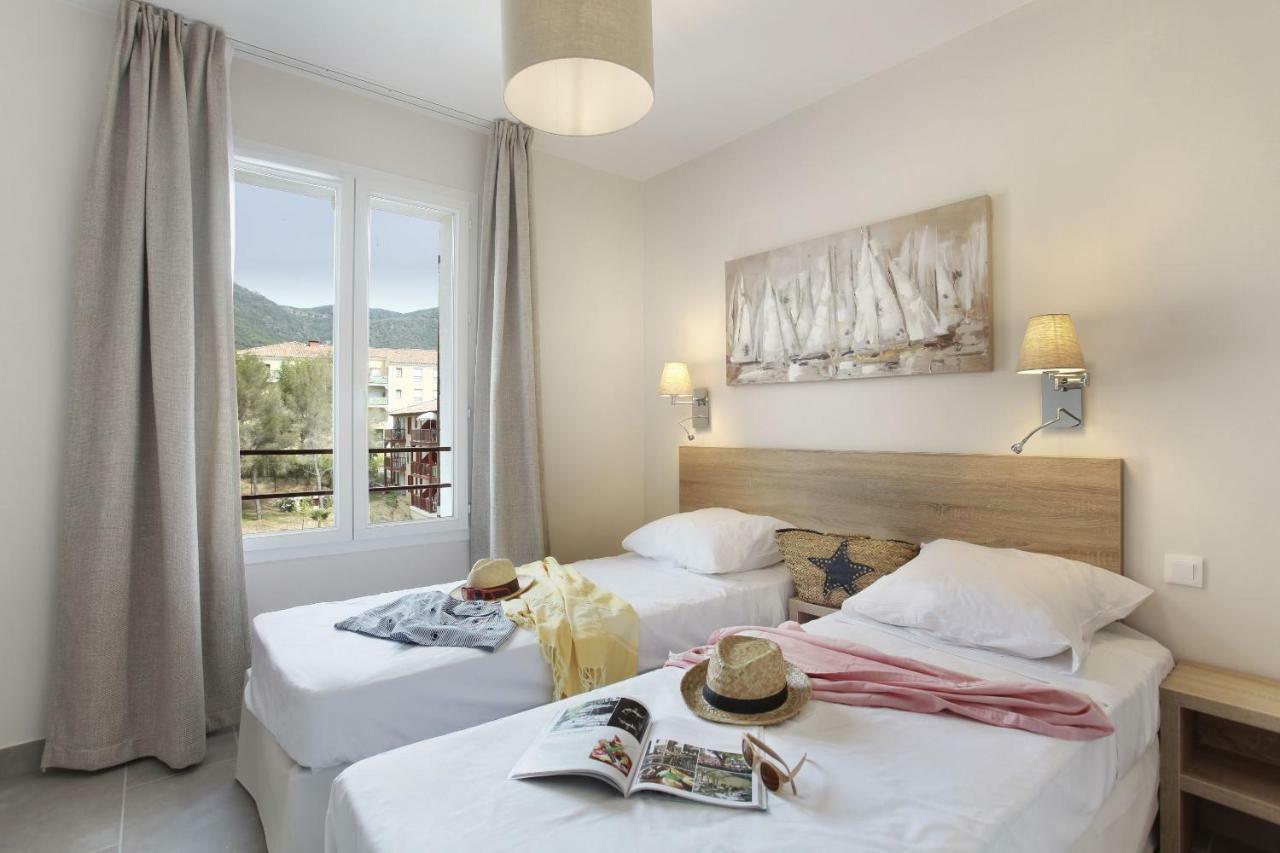 Residence Prestige Odalys Les Canissons Cavalaire-sur-Mer Luaran gambar