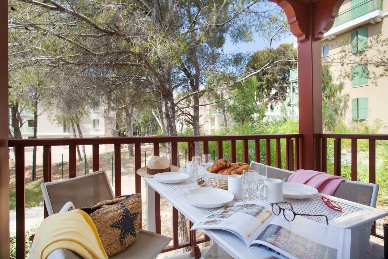 Residence Prestige Odalys Les Canissons Cavalaire-sur-Mer Luaran gambar