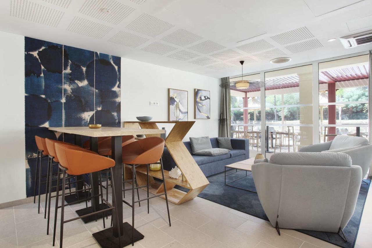 Residence Prestige Odalys Les Canissons Cavalaire-sur-Mer Luaran gambar