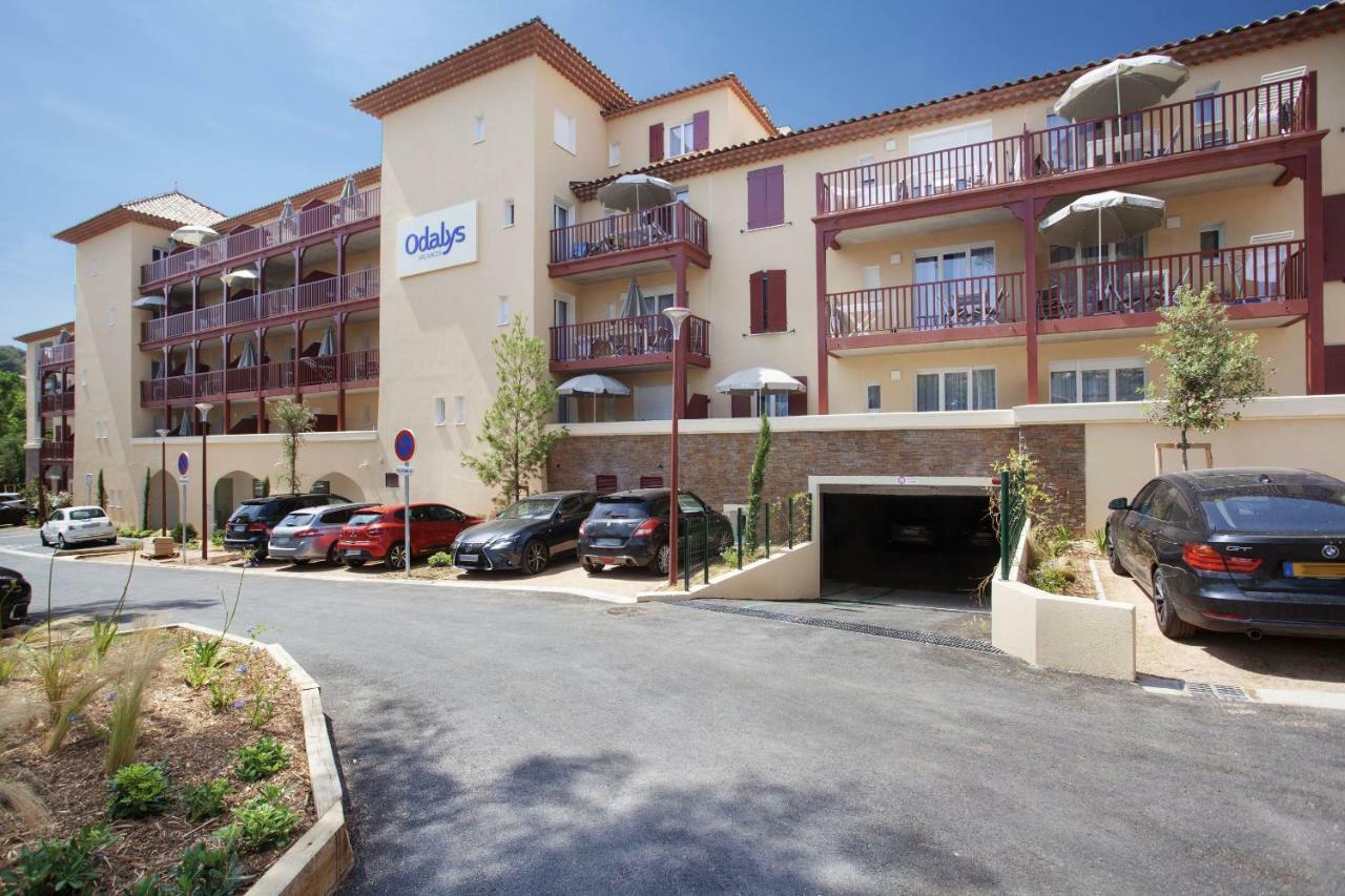 Residence Prestige Odalys Les Canissons Cavalaire-sur-Mer Luaran gambar